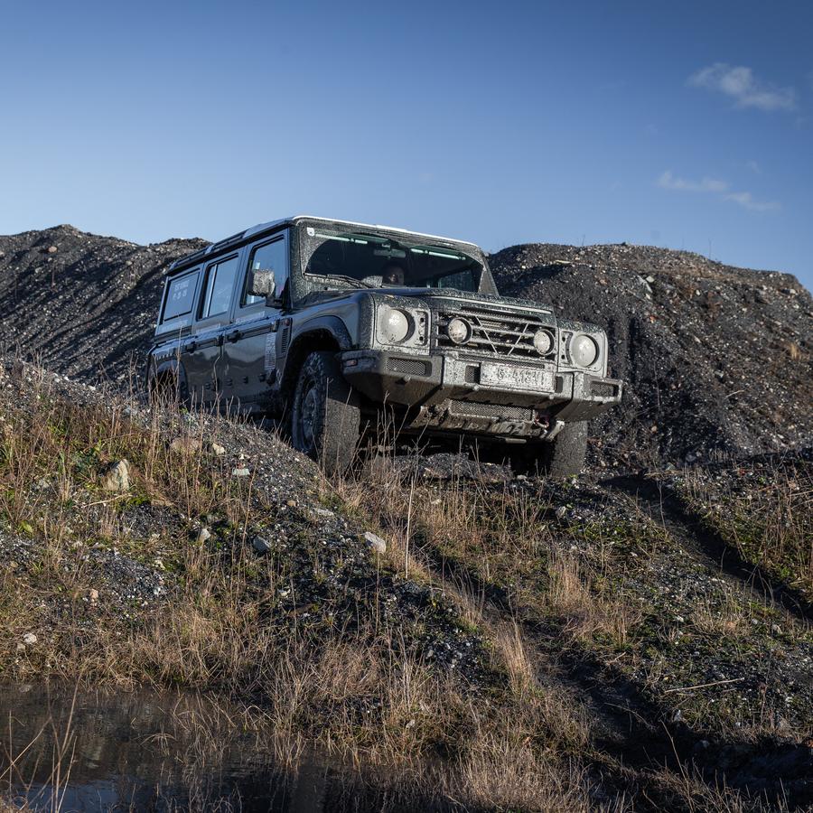 Hambach Launch - #126 - 5-Seat Utility